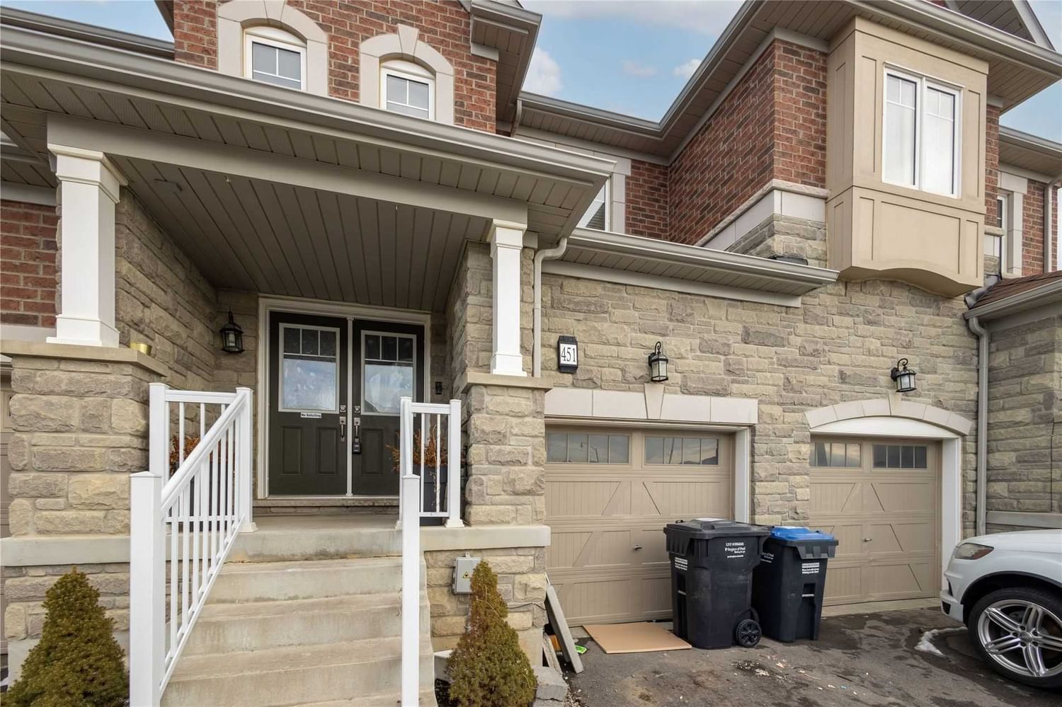 Townhouse leased at 451 Queen Mary Drive, Brampton, Northwest Brampton, L7A 0C7 - MLS: W5916075