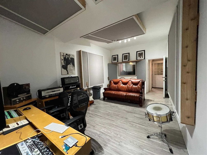 104 - 105 Brockhouse Rd, Toronto, M8W2W8 | Image 2