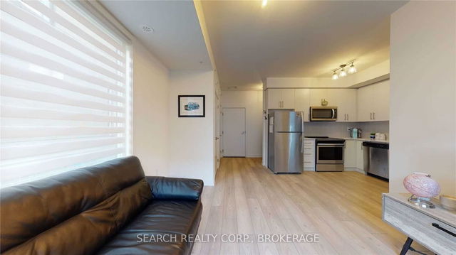 10 - 3482 Widdicombe Way
