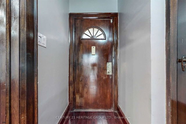 180 Rosethorn Avenue