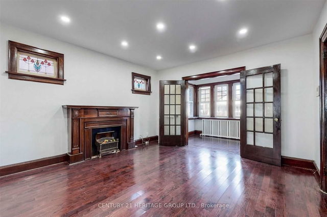 180 Rosethorn Avenue