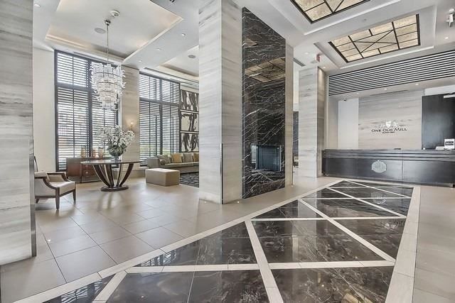 Condo sold at 126-1 Old Mill Drive, Toronto, High Park-Swansea, M6S 0A1 - MLS: W5921401