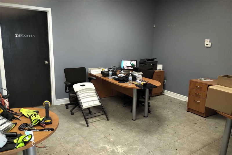 1109 Derry Rd E, Mississauga, L5T1P3 | Image 3