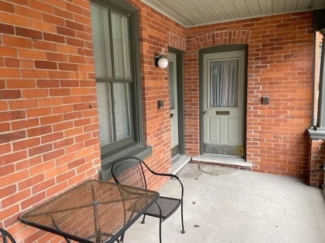 464 Locust St, Burlington, L7S 1V1 | Image 2