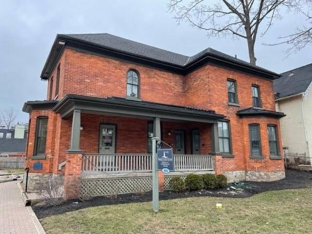 464 Locust St, Burlington, L7S 1V1 | Image 3