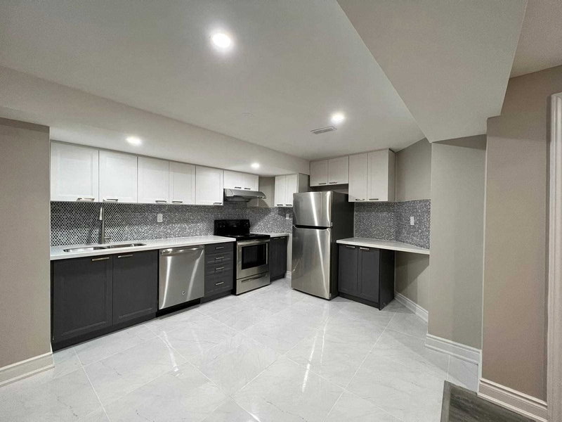 62 Eagleridge Dr E, Brampton, L6R 1E8 | Image 3