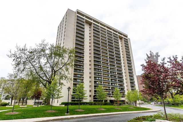 2210 - 820 Burnhamthorpe Road