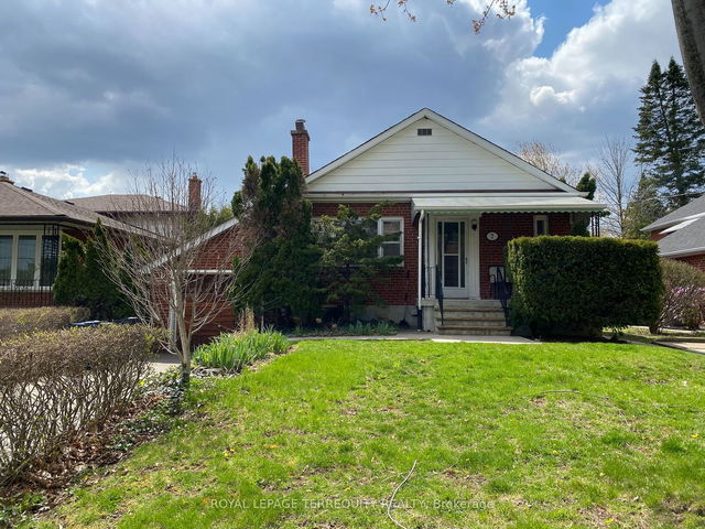 7 Leggett Avenue