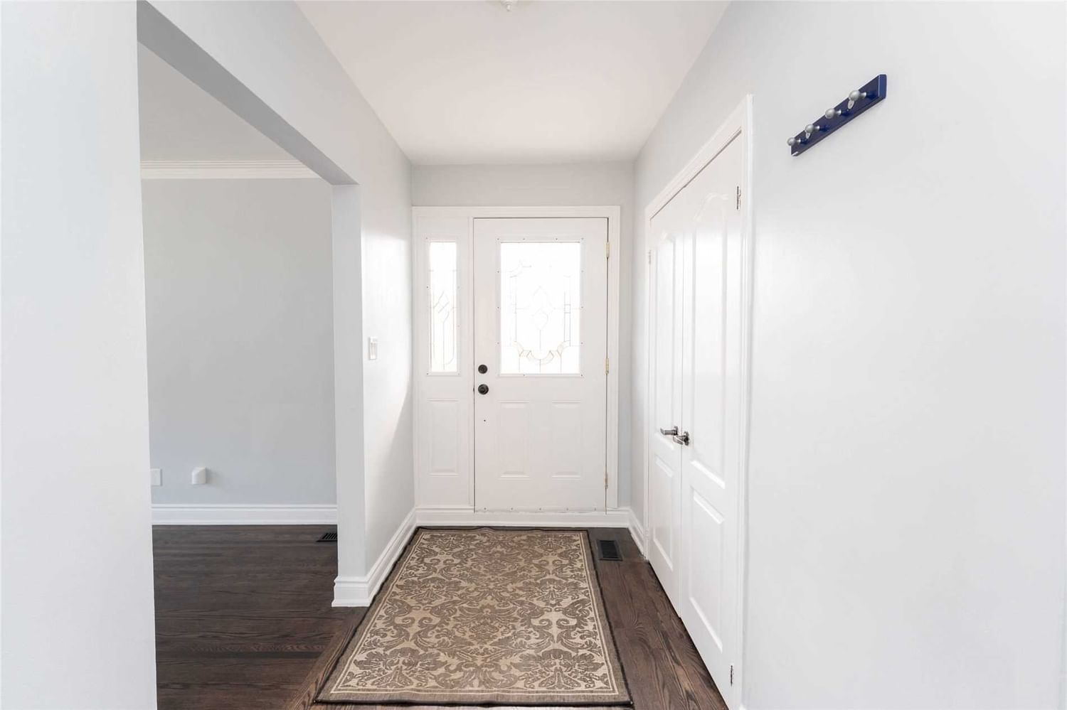 Detached House leased at 14 Fabian Place, Toronto, Willowridge-Martingrove-Richview, M9P 2X6 - MLS: W5925935