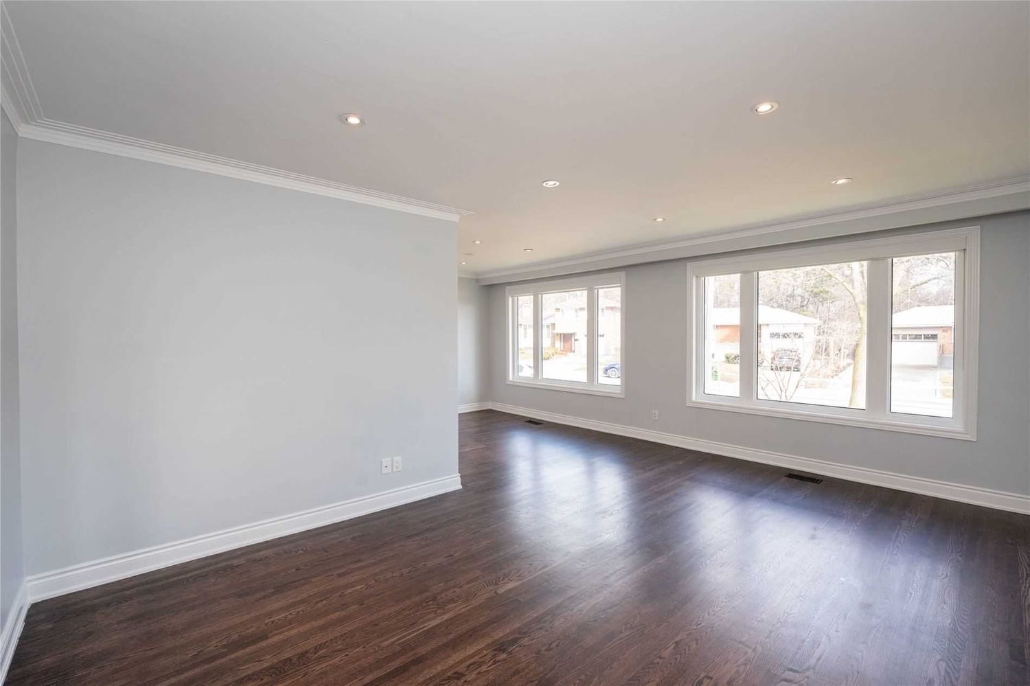 Detached House leased at 14 Fabian Place, Toronto, Willowridge-Martingrove-Richview, M9P 2X6 - MLS: W5925935
