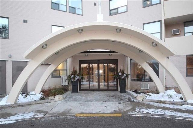 618 - 700 Dynes Rd, Burlington, L7N 3M2 | Image 2