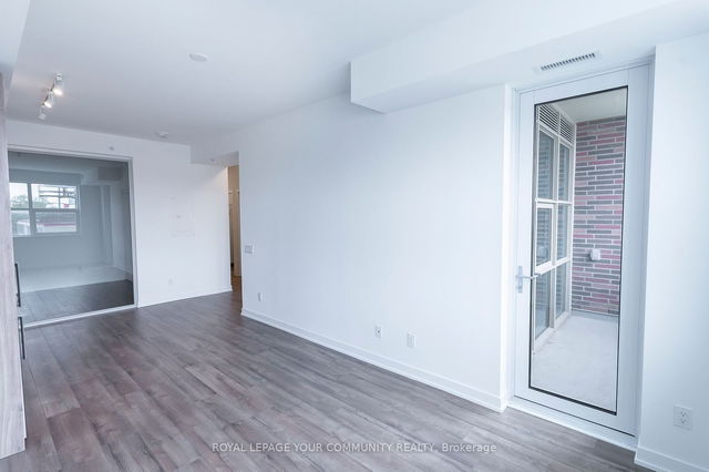 209 - 1791 st clair Avenue