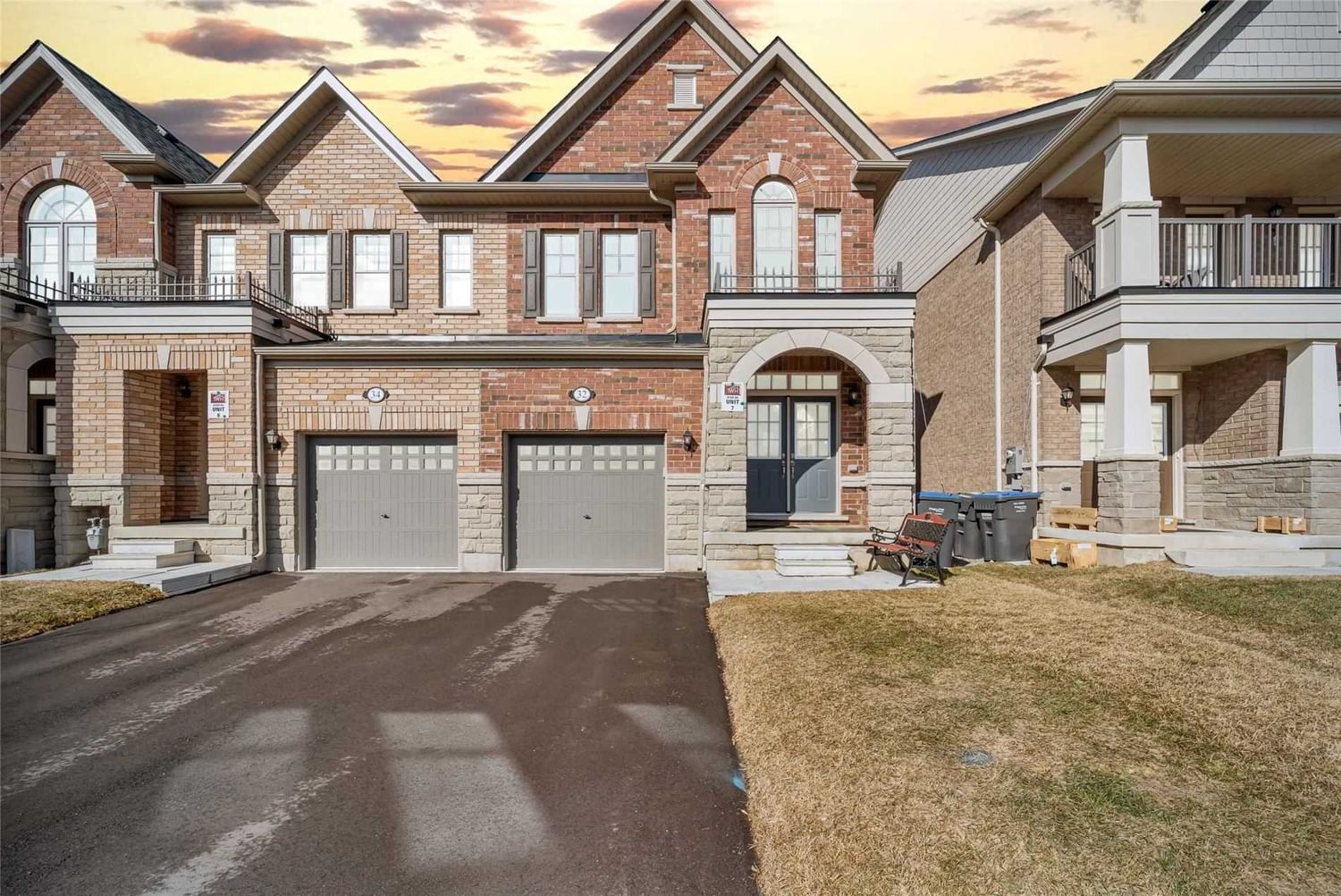 Townhouse sold at 32 Matterhorn Road, Brampton, Northwest Brampton, L7A 5A4 - MLS: W5928063