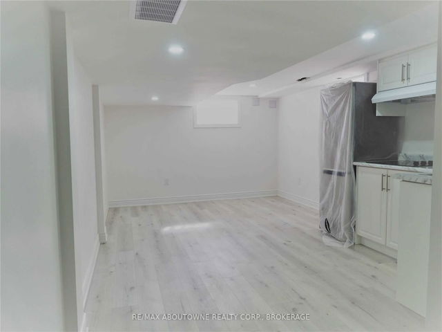 2 - 71 Thomas Street