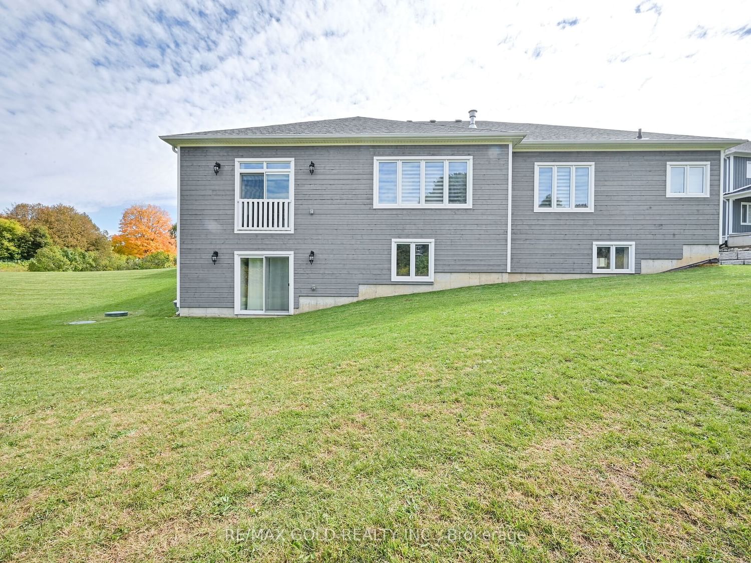 Listing Image 33