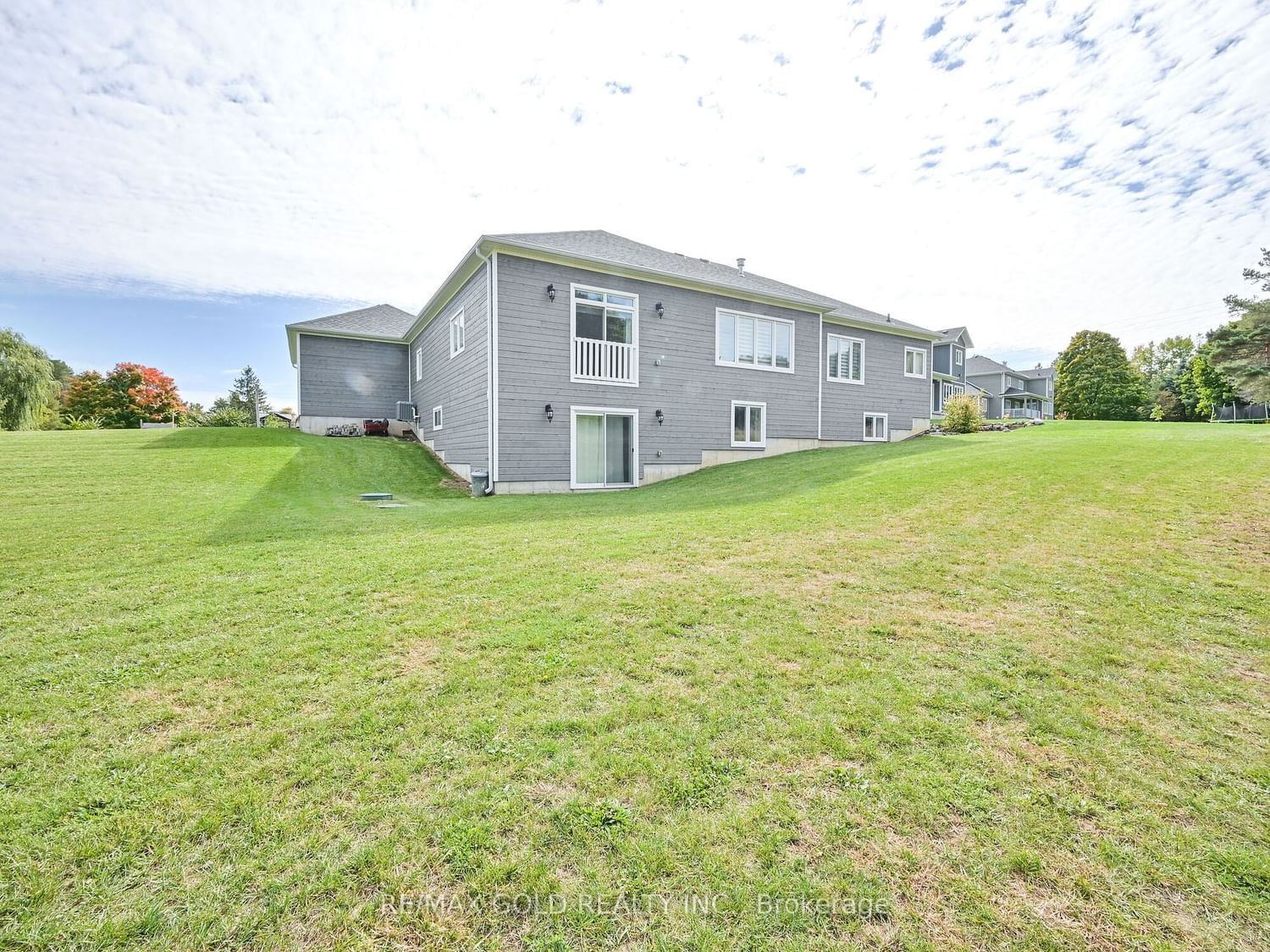 Listing Image 34