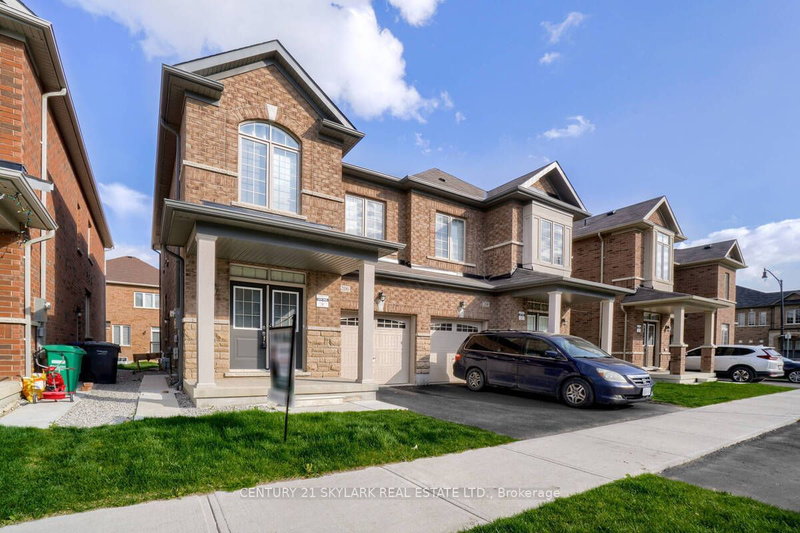 206 Fruitvale Circ, Brampton, L7A 5C3 | Image 2