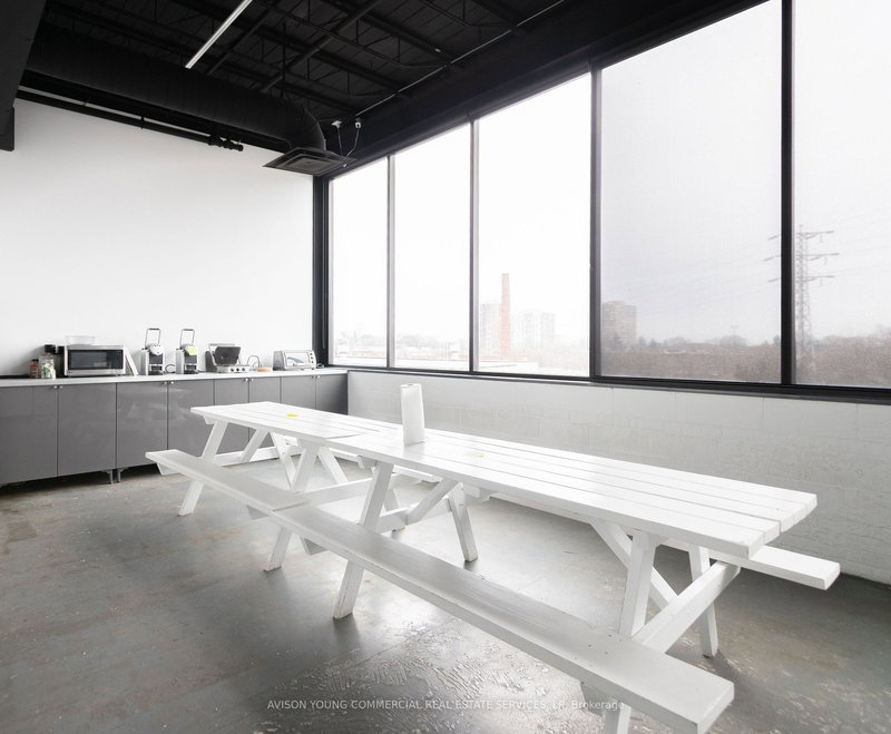 301 - 670 Caledonia Rd, Toronto, M6E 4V9 | Image 3