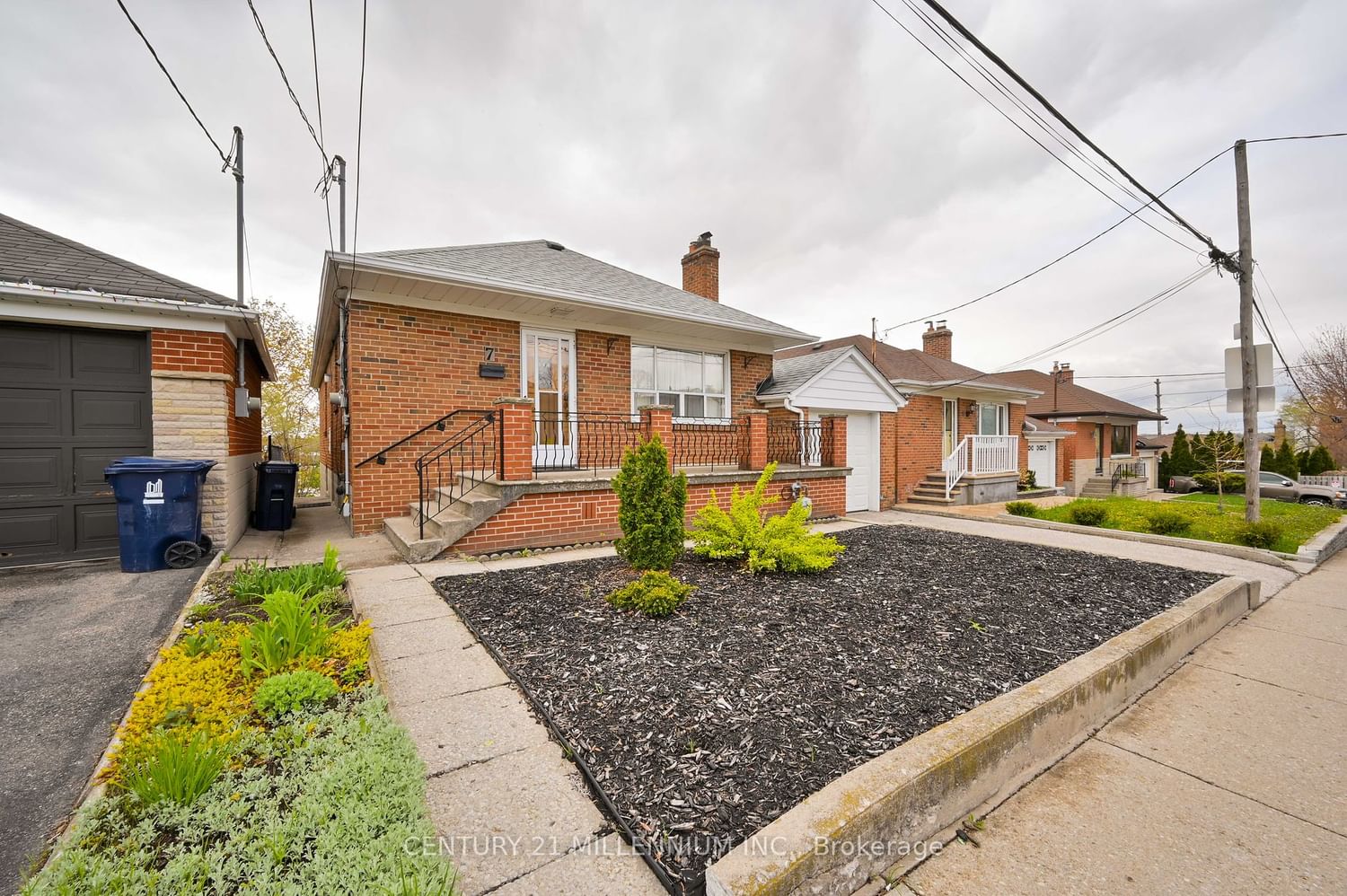 Listing Image 3