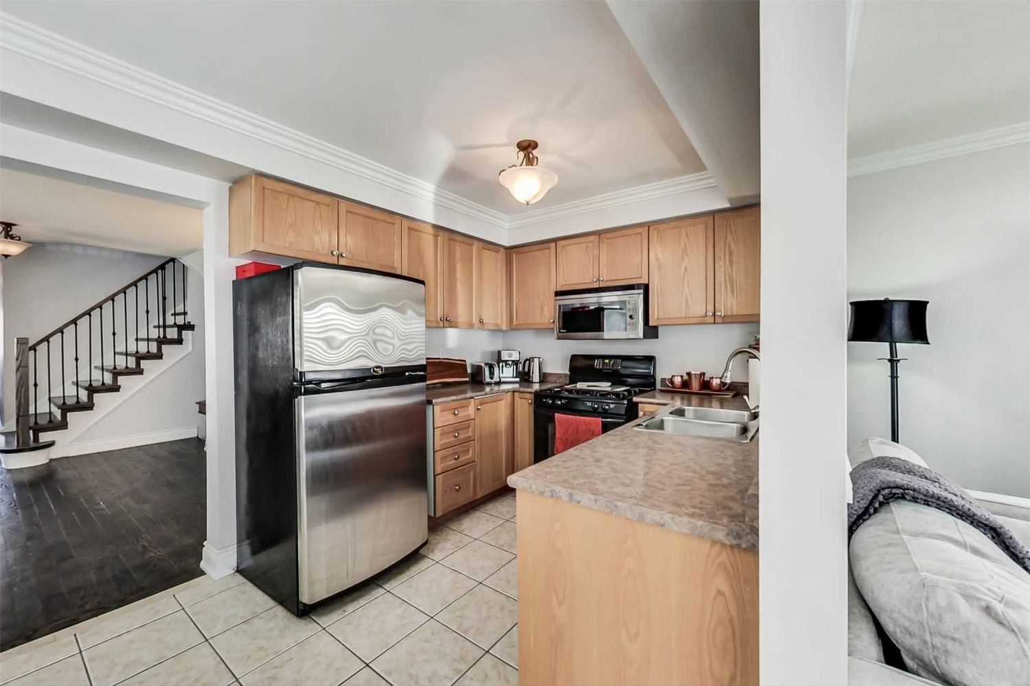 Listing Image 7