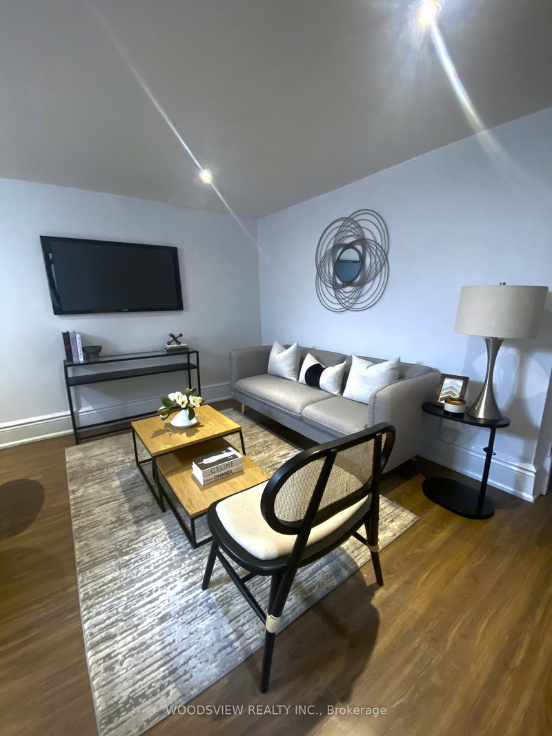 Lower - 525 Old Weston Rd, Toronto, M6N 3B2 | Image 3