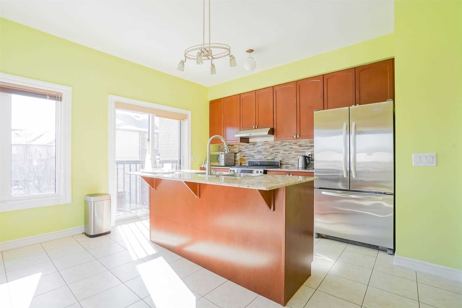 Listing Image 7