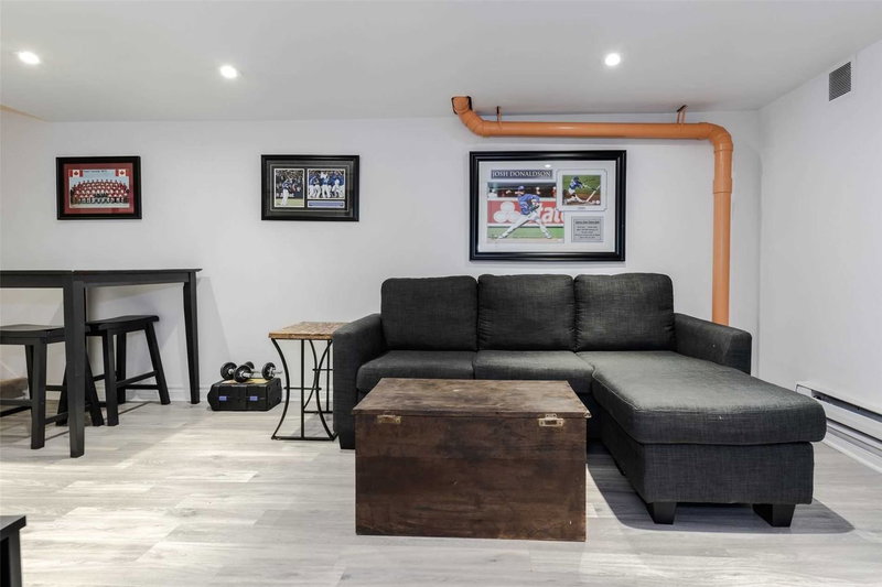 Lower - 1154 Dovercourt Rd, Toronto, M6H 2X9 | Image 2