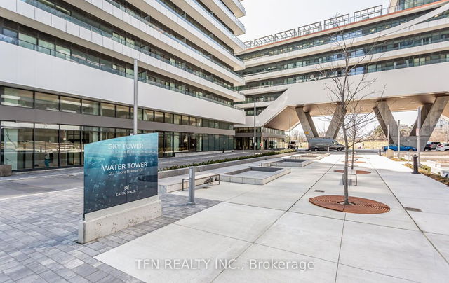 213 - 20 Shore Breeze Drive