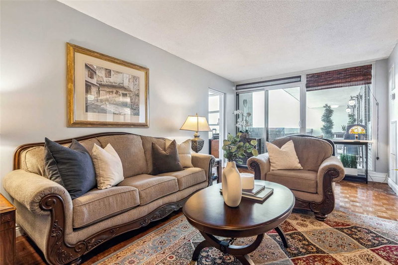 1607 - 1535 Lakeshore Rd E, Mississauga, L5E 3E2 | Image 2
