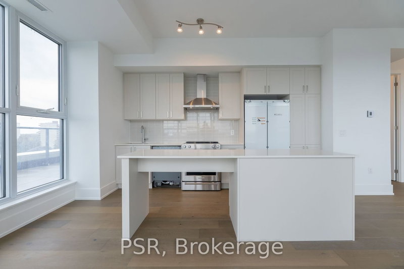 702 - 1063 Douglas Mccurdy Comm Circ, Mississauga, L5L 3H9 | Image 2