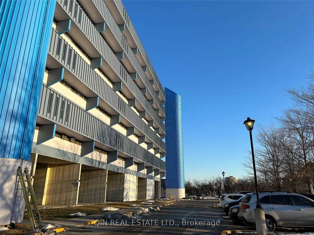 822 - 4645 Jane Street