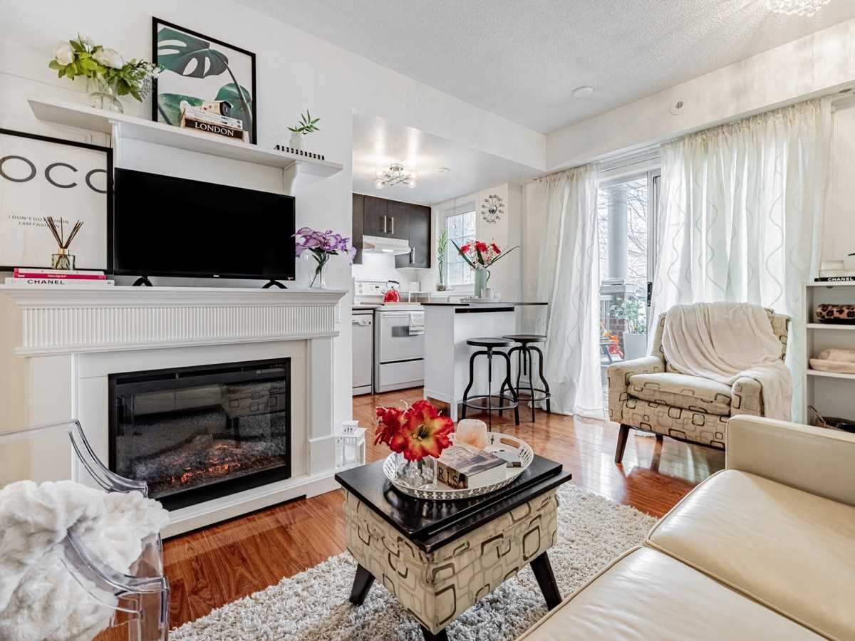Listing Image 7
