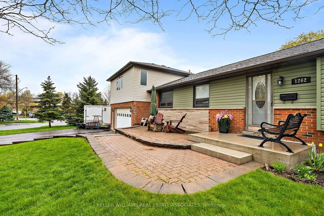 1262 Tyrrell Road