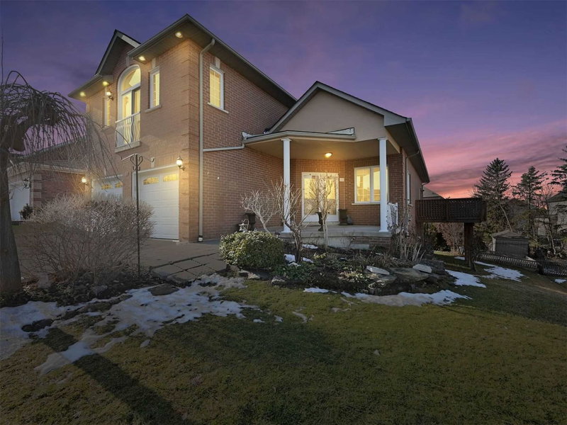 10 Riverwood Terr, Caledon, L7E 1S1 | Image 2