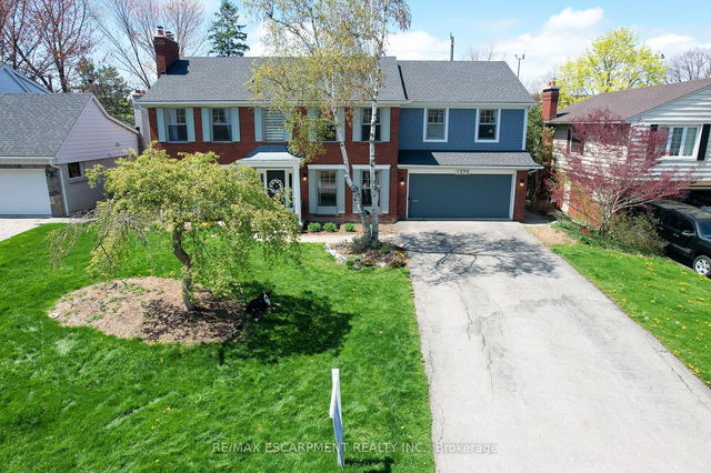 1572 Frontenac Place