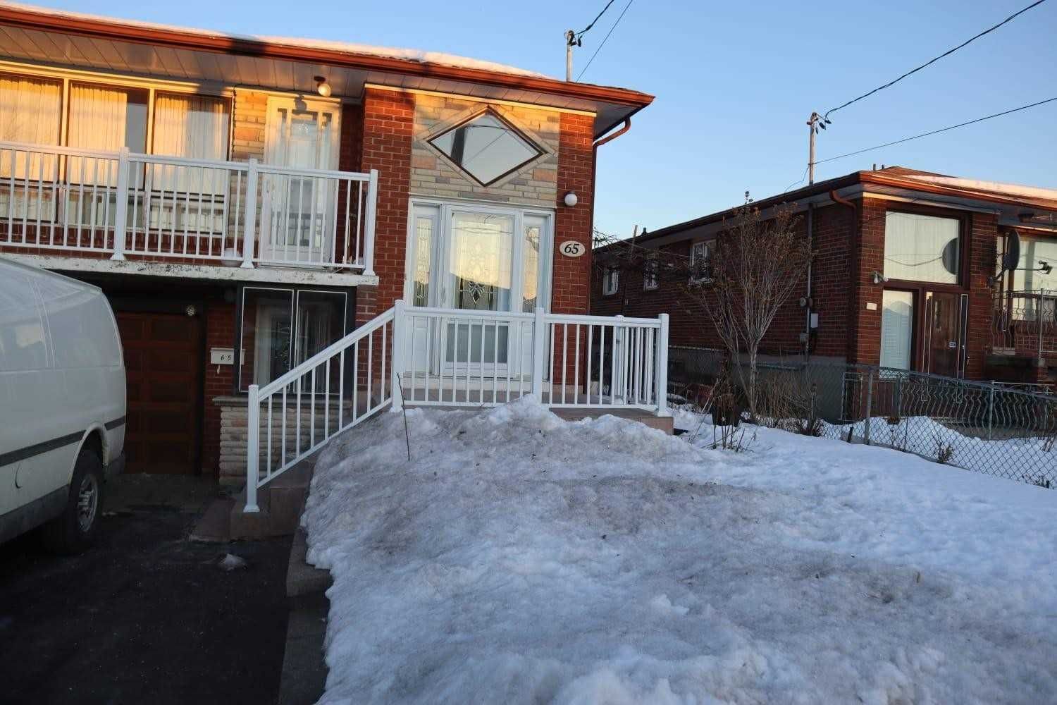 Semi-Detached House leased at 65 Ardwick Boulevard, Toronto, Humbermede, M9M 1V9 - MLS: W5954573