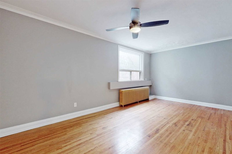 A - 255 Lakeshore Rd E, Mississauga, L5G 1G8 | Image 3