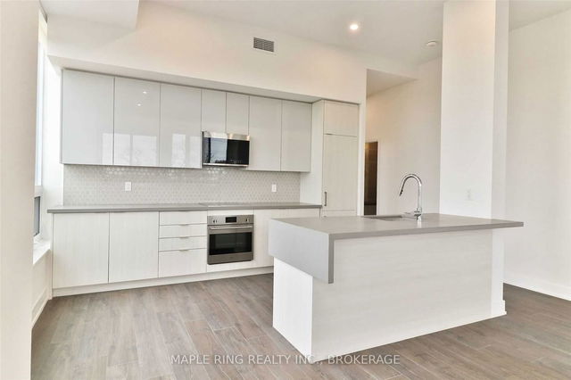 319 - 297 Oak Walk Drive