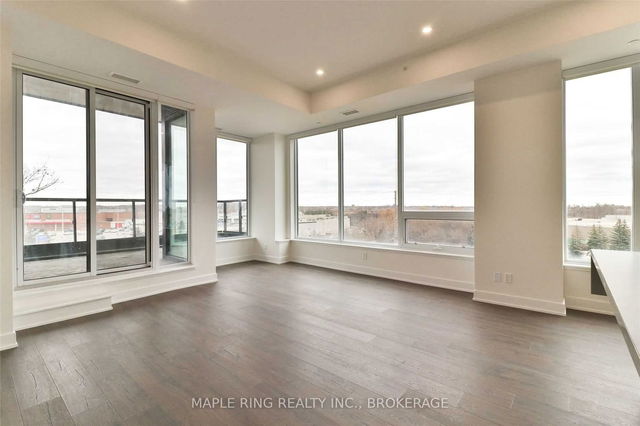 319 - 297 Oak Walk Drive