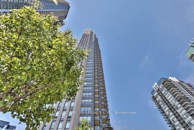 2206 - 36 Park Lawn Road