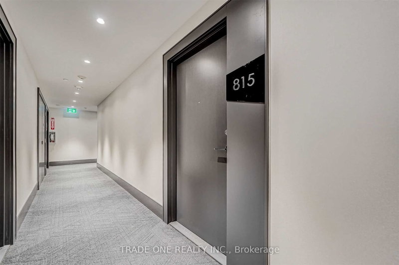 815 - 10 De Boers Dr, Toronto, M3J 0H1 | Image 3