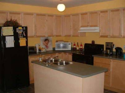 89 Cadillac Cres, Brampton, L7A3C6 | Image 2