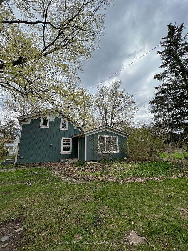 1133 Willow Lane