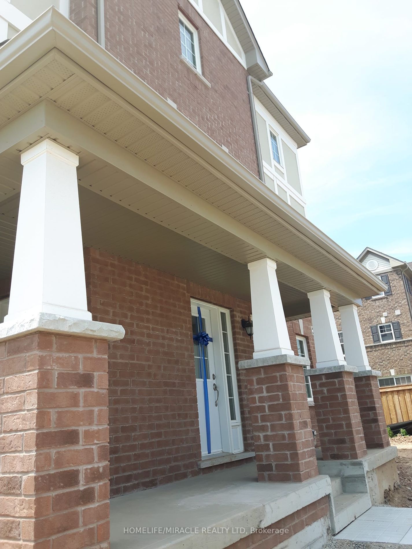 Listing Image 5
