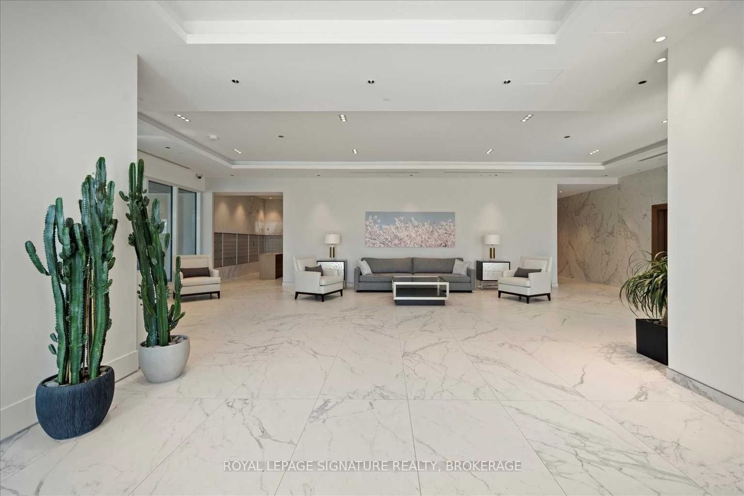 Condo sold at 4015-1926 Lake Shore Boulevard, Toronto, High Park-Swansea, M6S 1A1 - MLS: W5961031