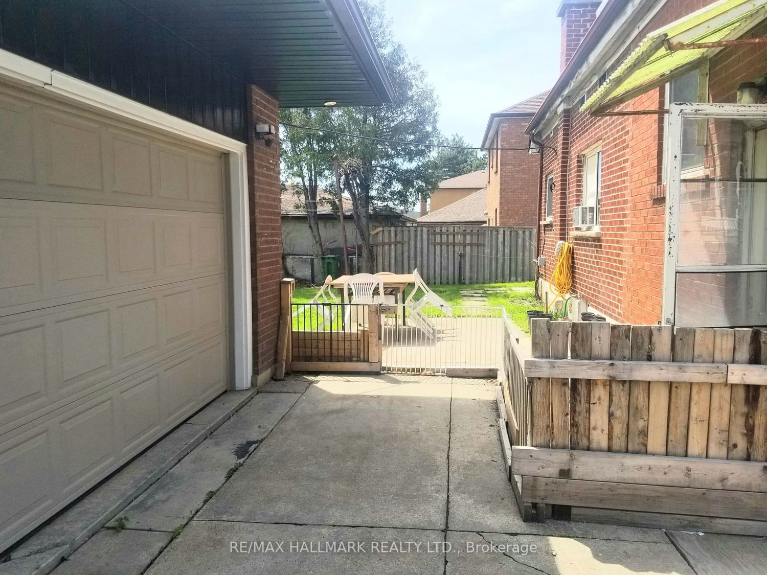 Listing Image 7