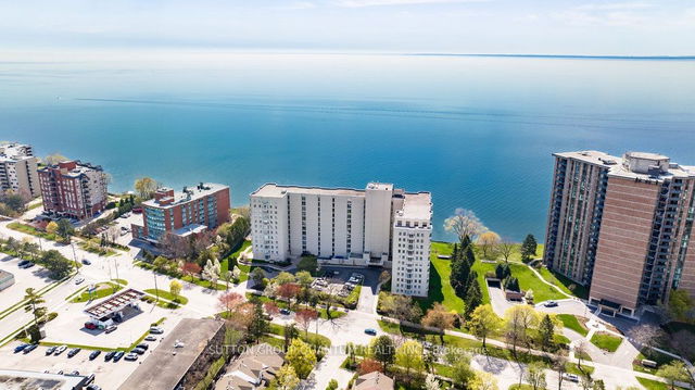301 - 5280 Lakeshore Road