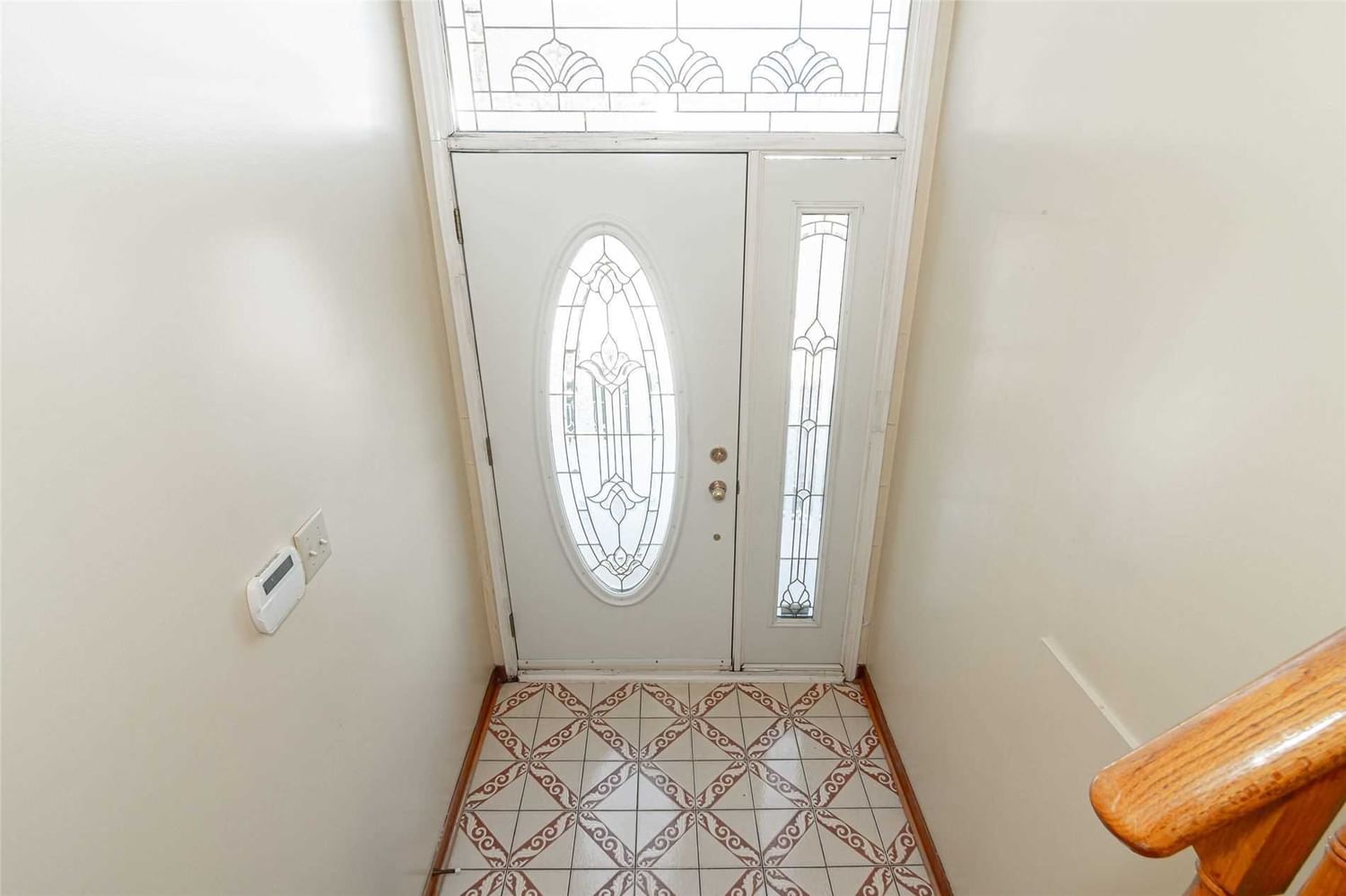 Listing Image 4