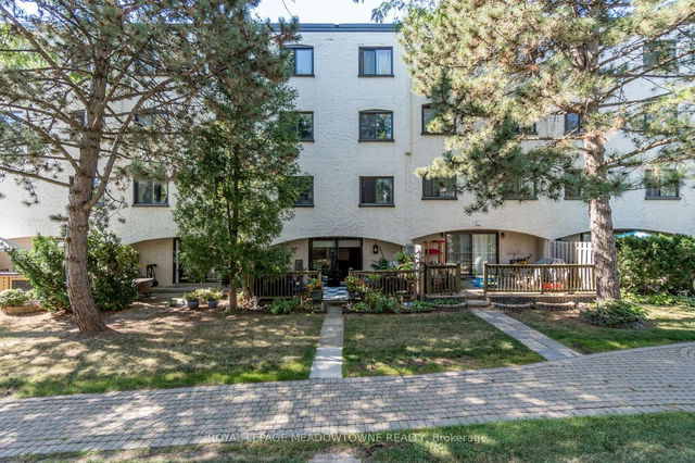 101 - 1042 Falgarwood Drive
