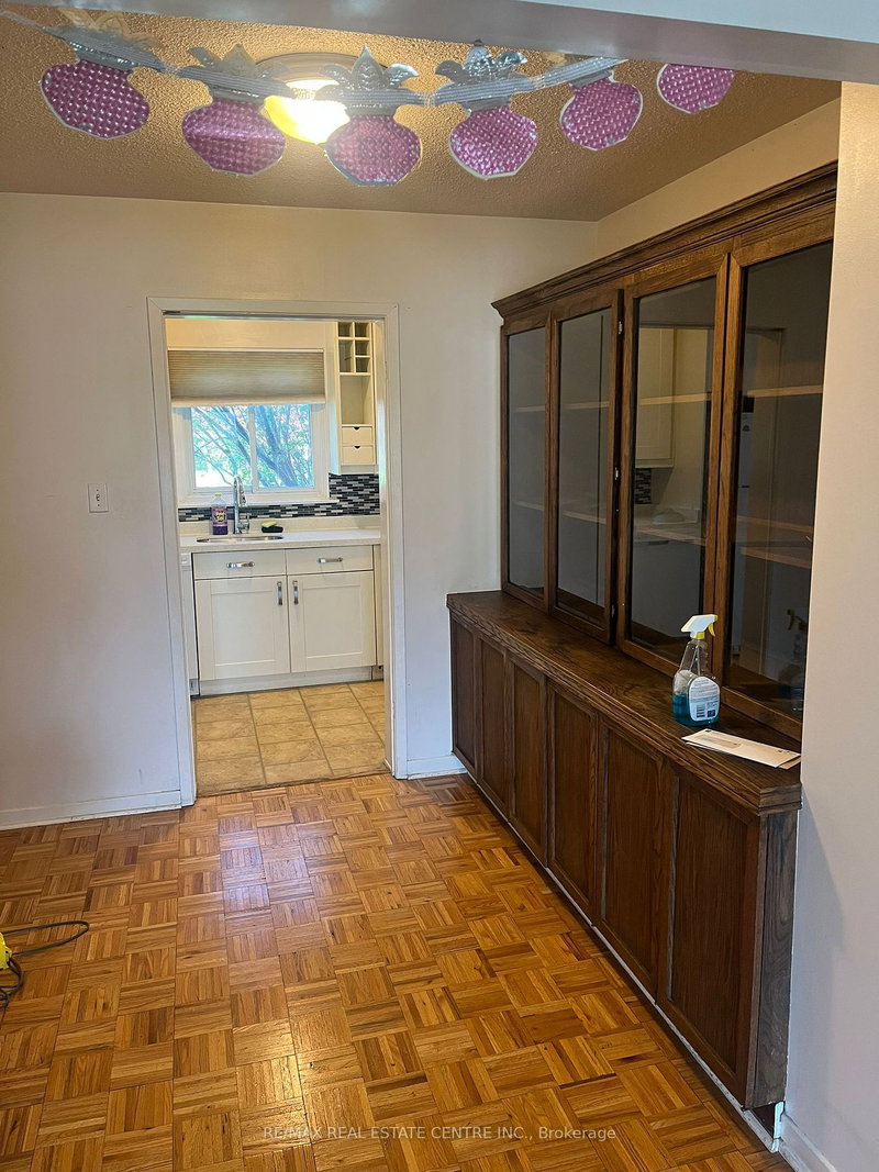 86 Judith Cres, Brampton, L6S 3J4 | Image 3